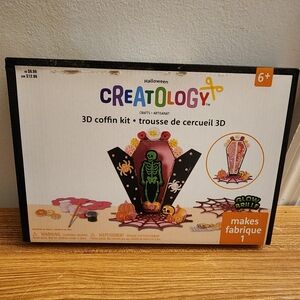 Creatology 3D Coffin Kit for Halloween